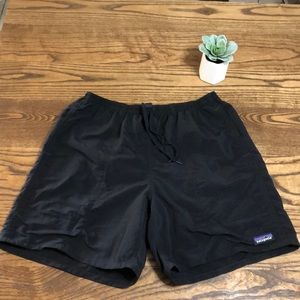 Men’s medium Patagonia short baggies